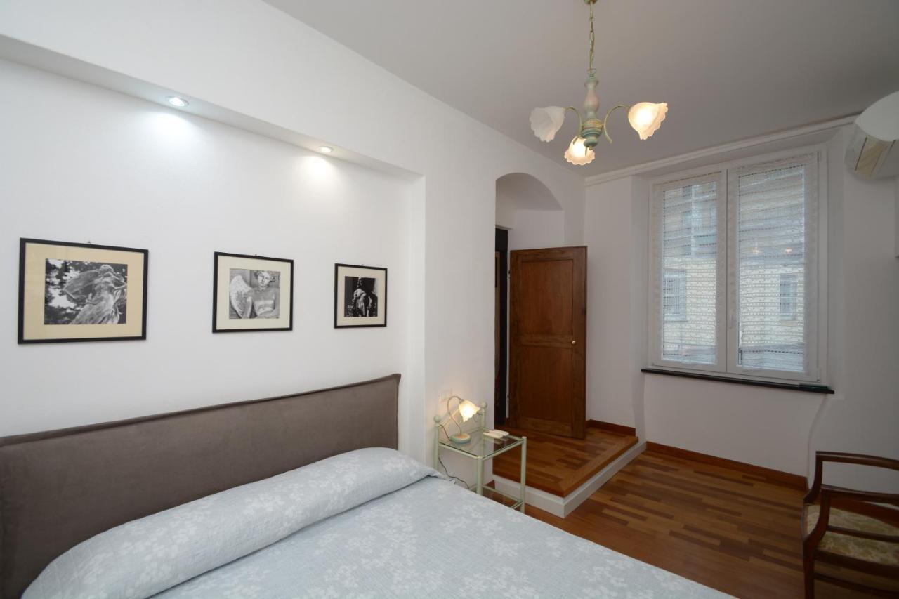 Soana Apartment Genoa Luaran gambar
