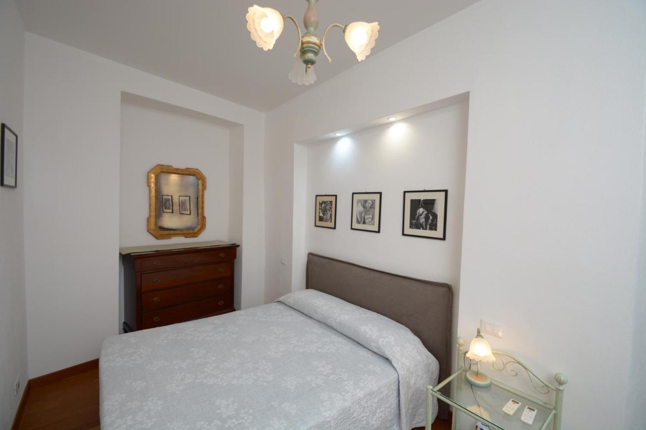 Soana Apartment Genoa Luaran gambar