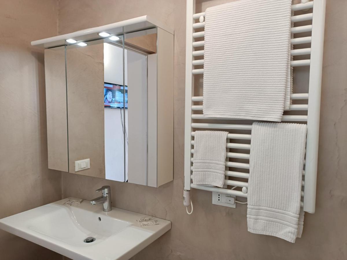 Soana Apartment Genoa Luaran gambar